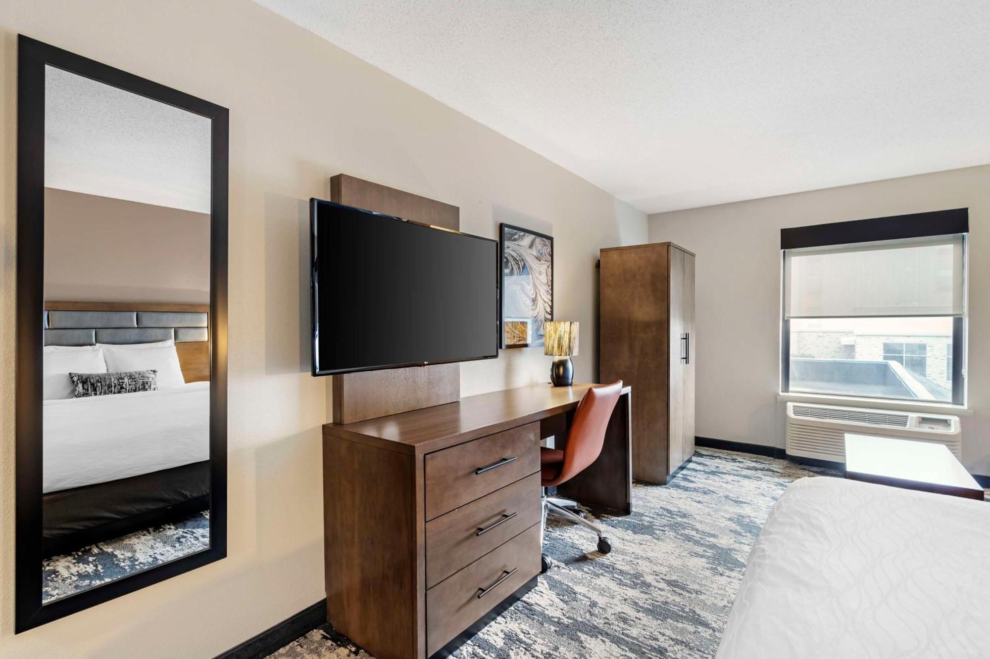 Best Western Plus Bourbonnais Hotel&Suites Exterior foto