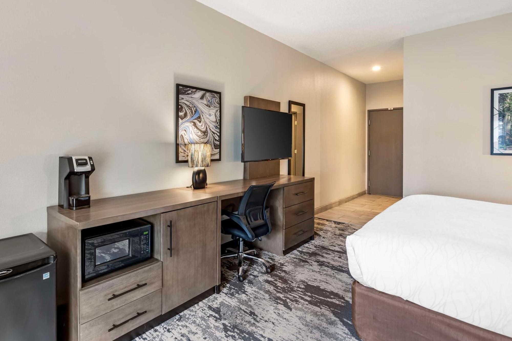 Best Western Plus Bourbonnais Hotel&Suites Exterior foto