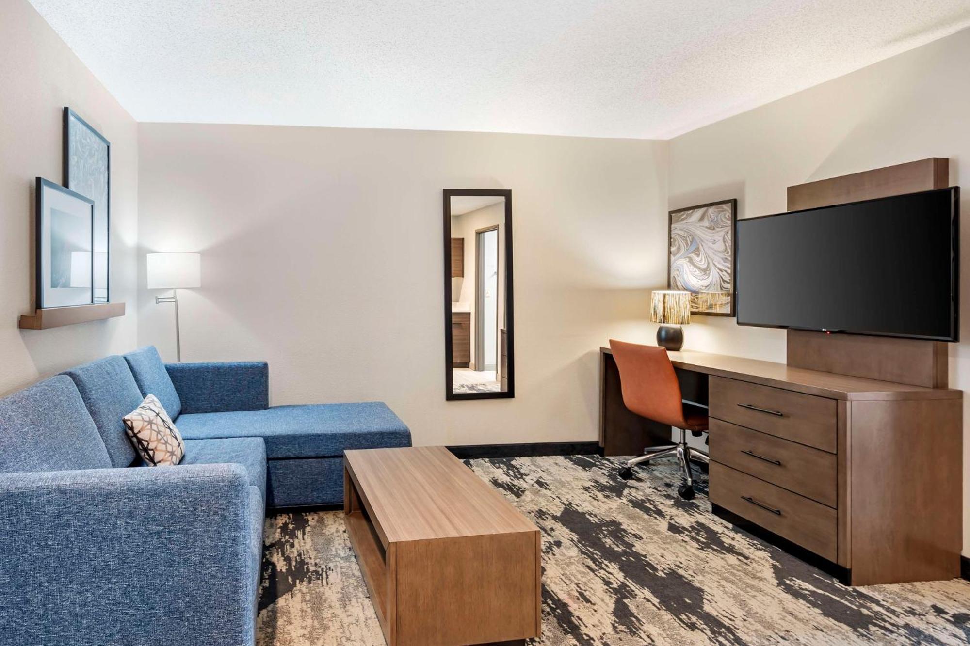 Best Western Plus Bourbonnais Hotel&Suites Exterior foto