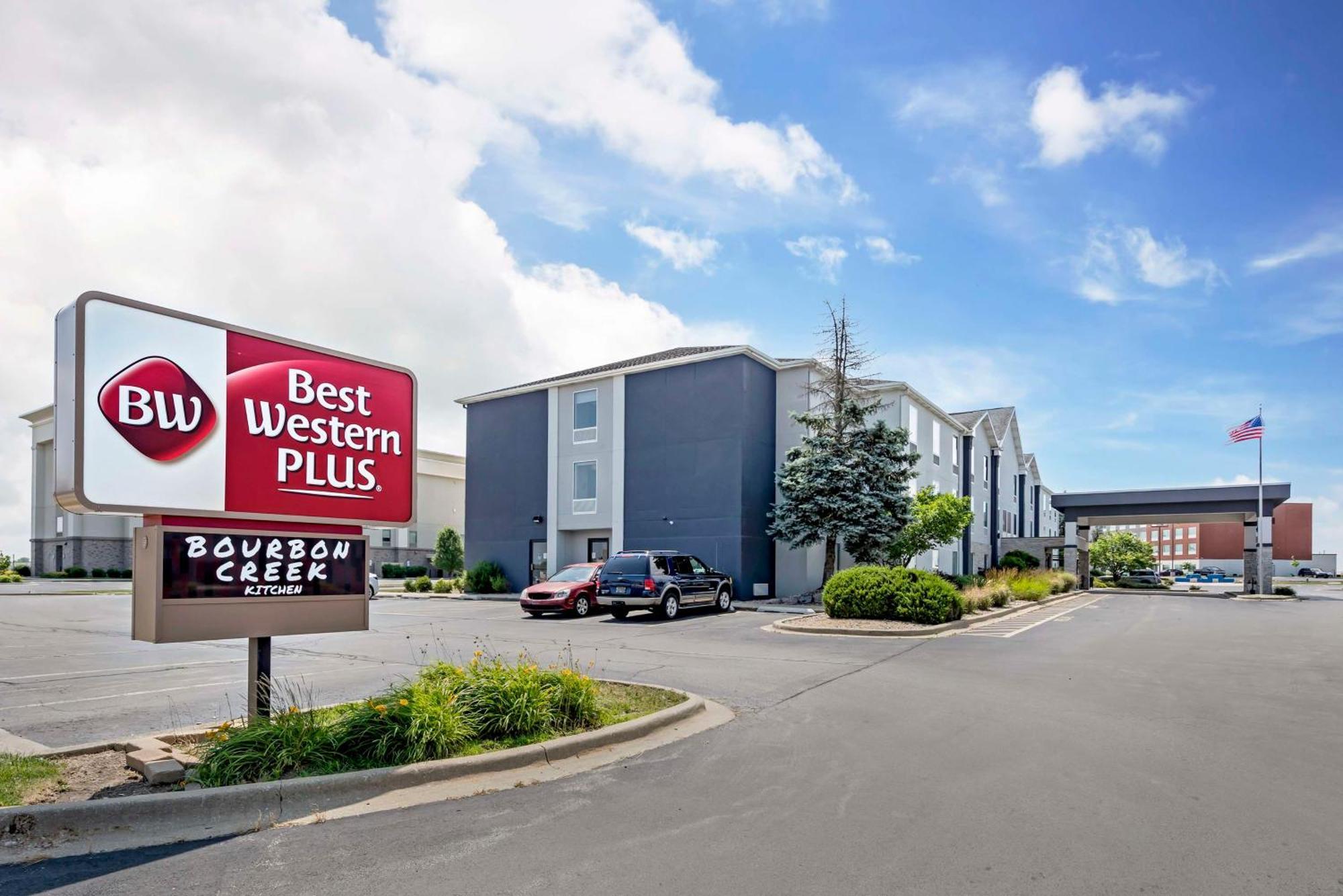 Best Western Plus Bourbonnais Hotel&Suites Exterior foto