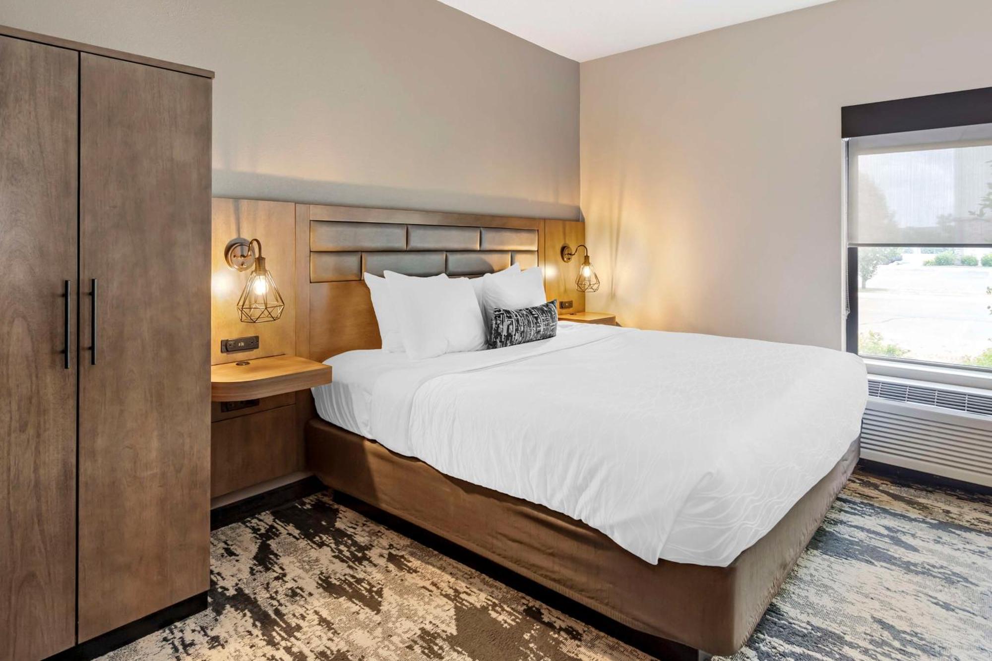 Best Western Plus Bourbonnais Hotel&Suites Exterior foto